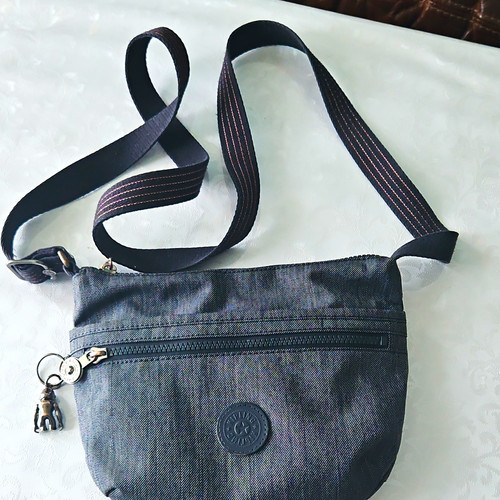 Kipling grey zip crossbody - zip,